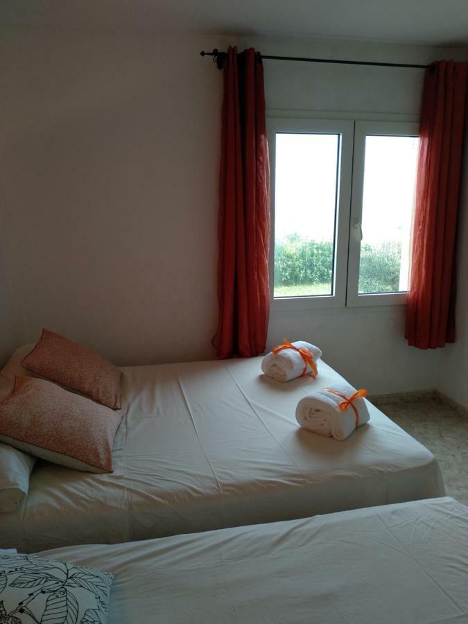 Sea Front Apartment In Platja Pals With Terrace And Parking Luaran gambar