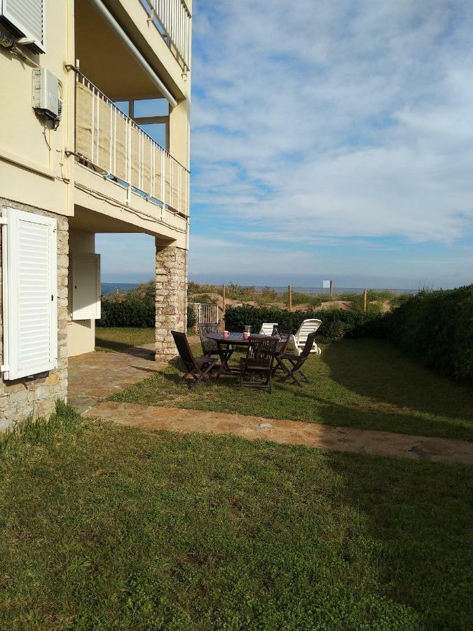 Sea Front Apartment In Platja Pals With Terrace And Parking Luaran gambar